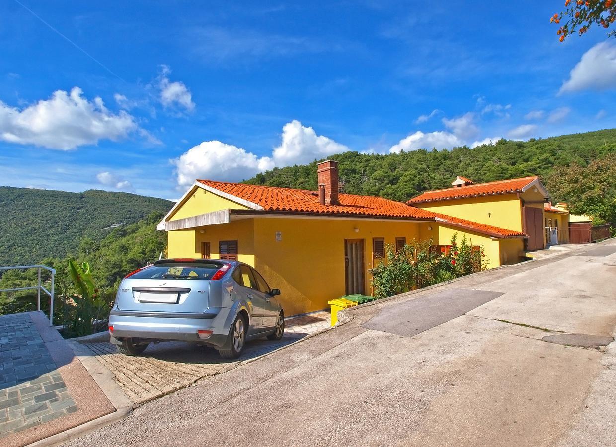 Apartments Boris 154 Rabac Exteriör bild
